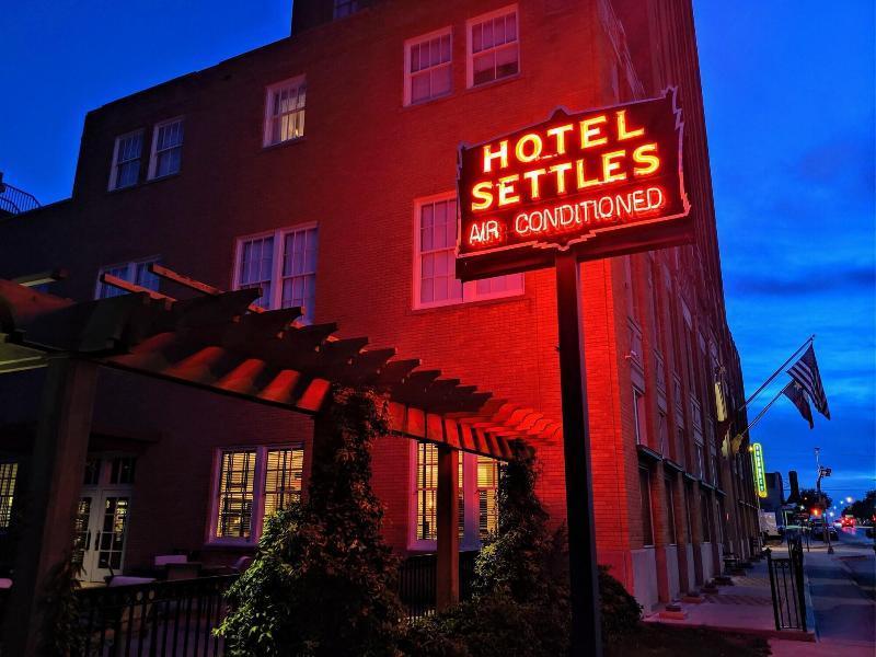 ביג ספרינג Hotel Settles מראה חיצוני תמונה